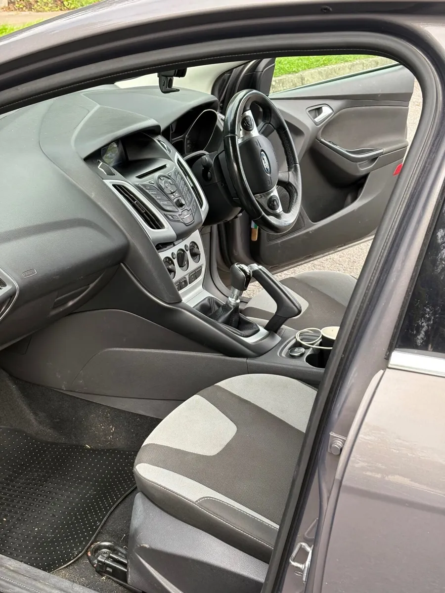 Ford Focus 2013 - Image 1