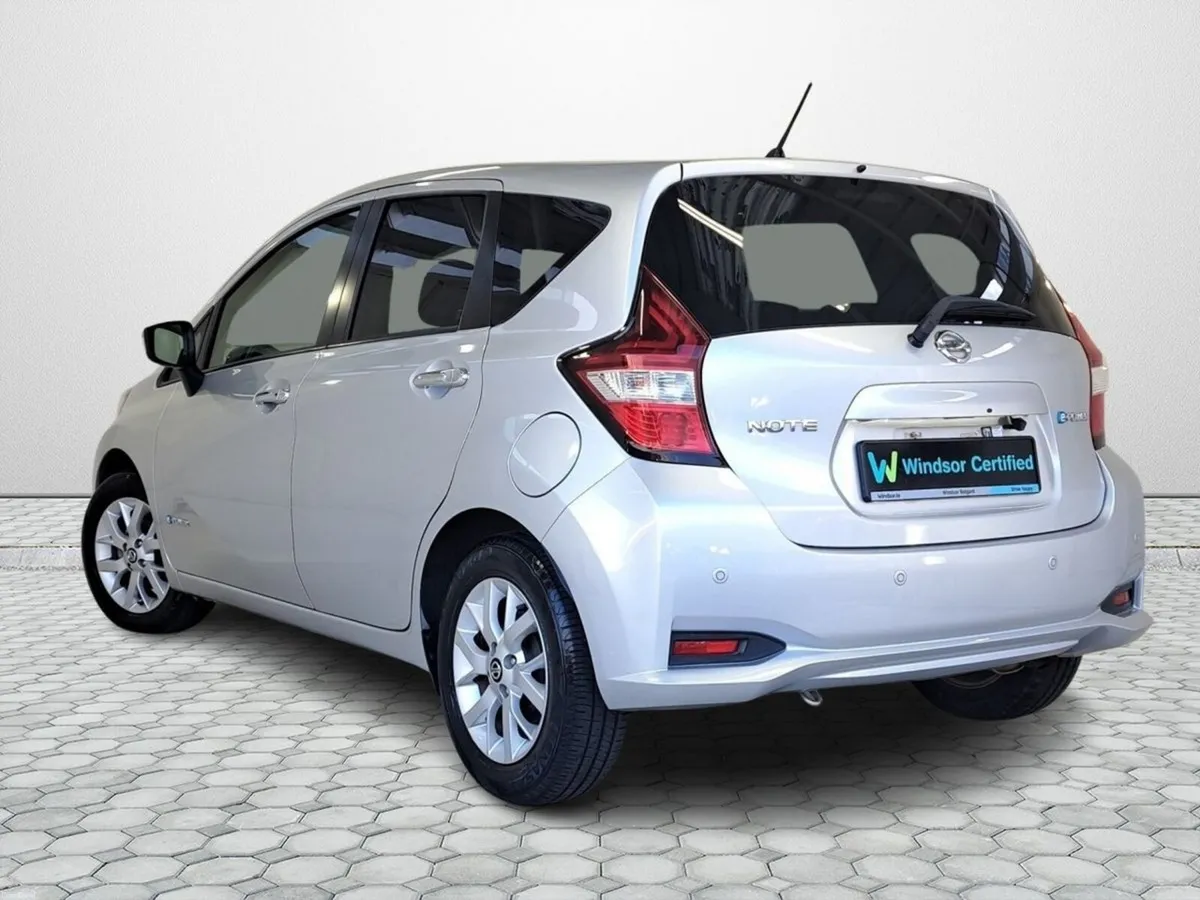 Nissan Note e-power medalist black arrow - Image 4