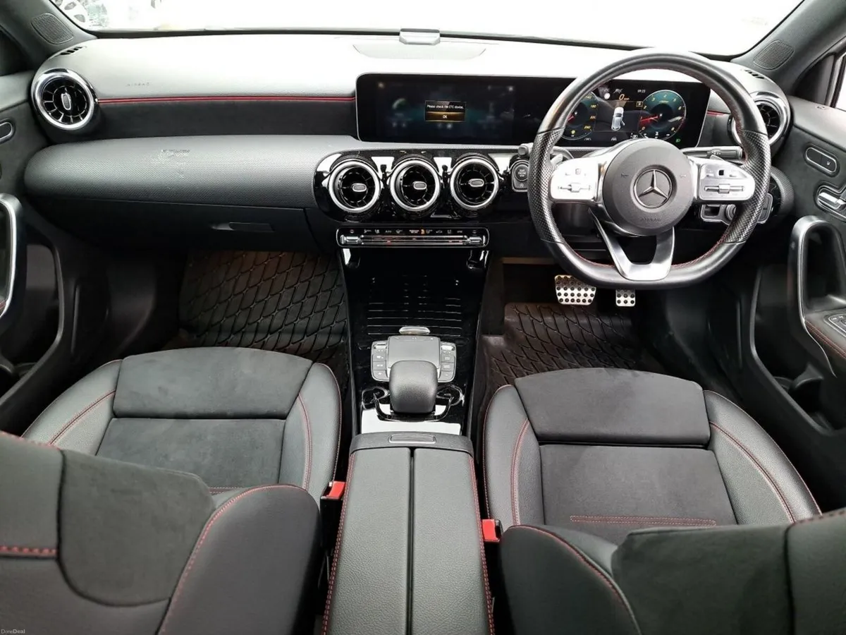 Mercedes-Benz A-Class A180 STYLE AMG-LINE - Image 3