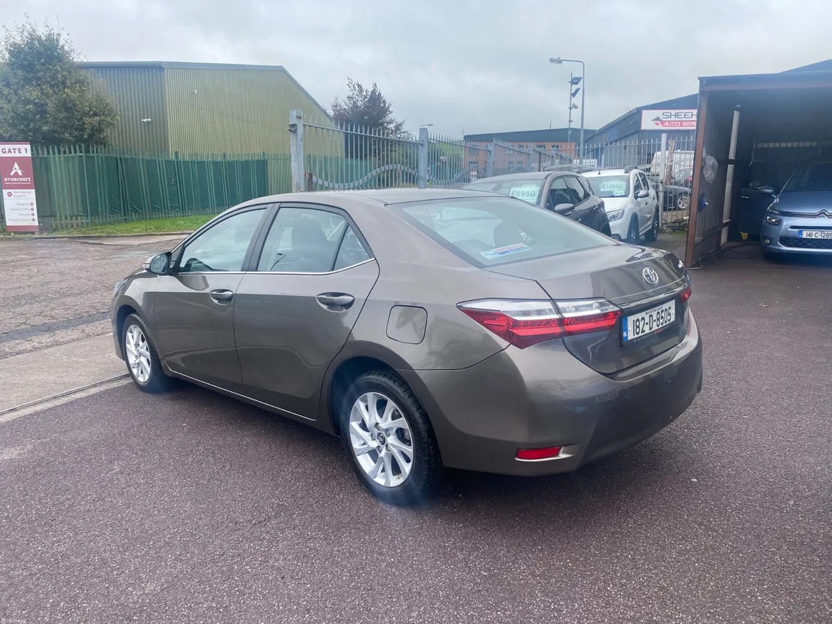 Toyota Corolla 2018 CAR OF THE WEEK - Image 4