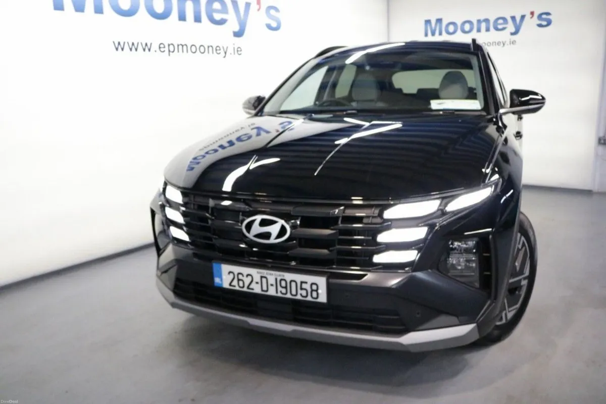 Hyundai Tucson Hybrid Executive Pre Reg 1.6l Petro - Image 2