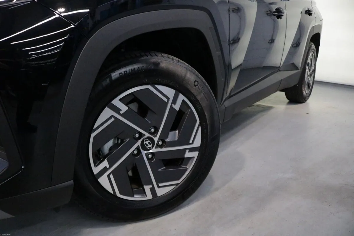 Hyundai Tucson Hybrid Executive Pre Reg 1.6l Petro - Image 4