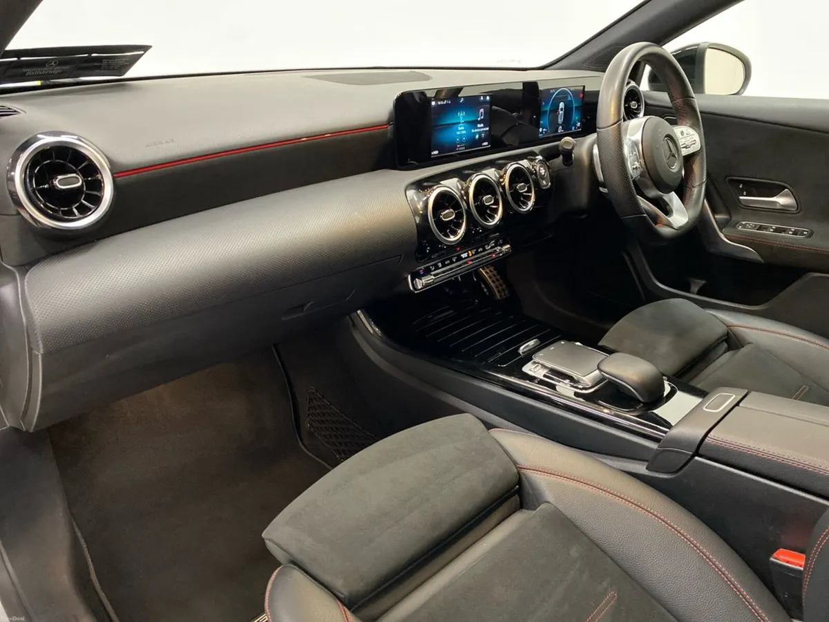 Mercedes-Benz A-Class A 180 Auto AMG Light & Night - Image 6