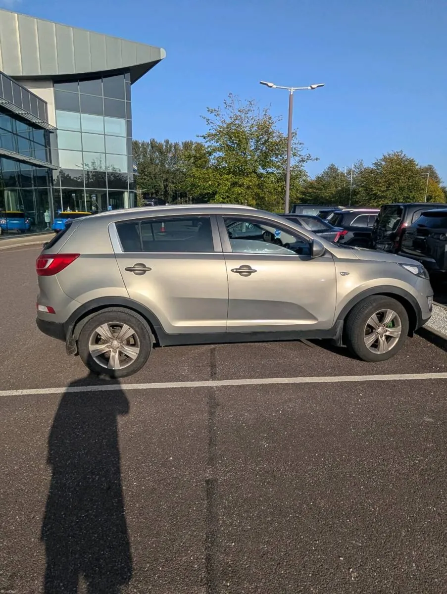 KIA SPORTAGE - Image 6