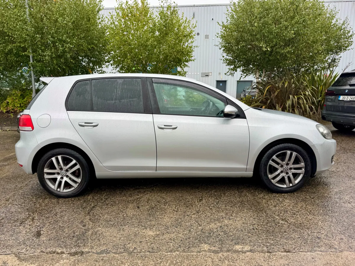 Volkswagen Golf 2012 petrol 1.2 - Image 2