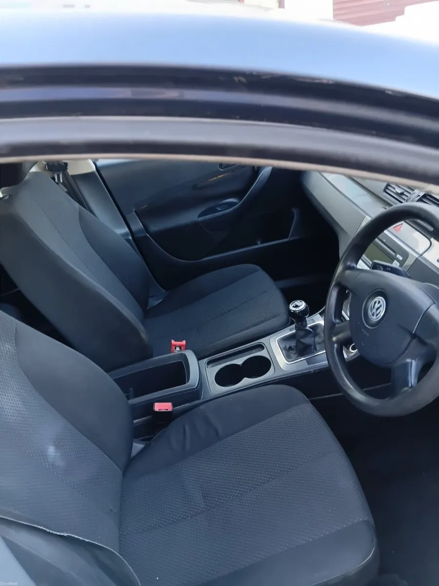 2008 Volkswagen Passat 1.9 TDI - Image 5