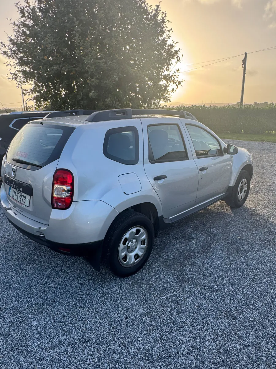 Dacia Duster 2017 1.5 diesel - Image 3
