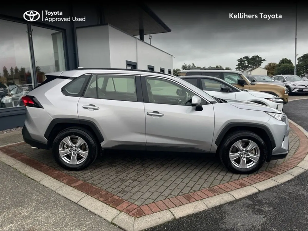 Toyota RAV4 HYBRID ELECTRIC LUNA - Image 3