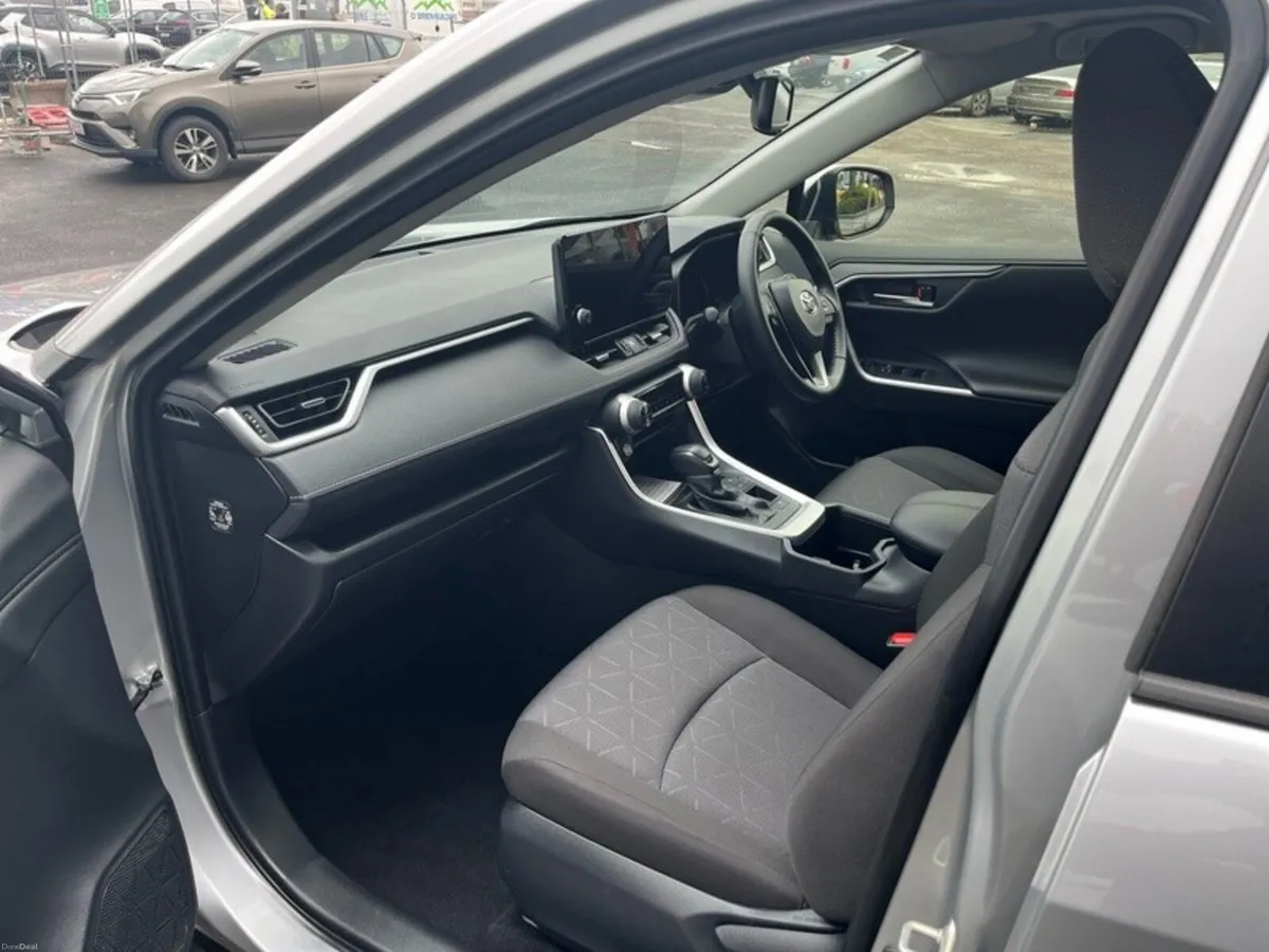 Toyota RAV4 HYBRID ELECTRIC LUNA - Image 6