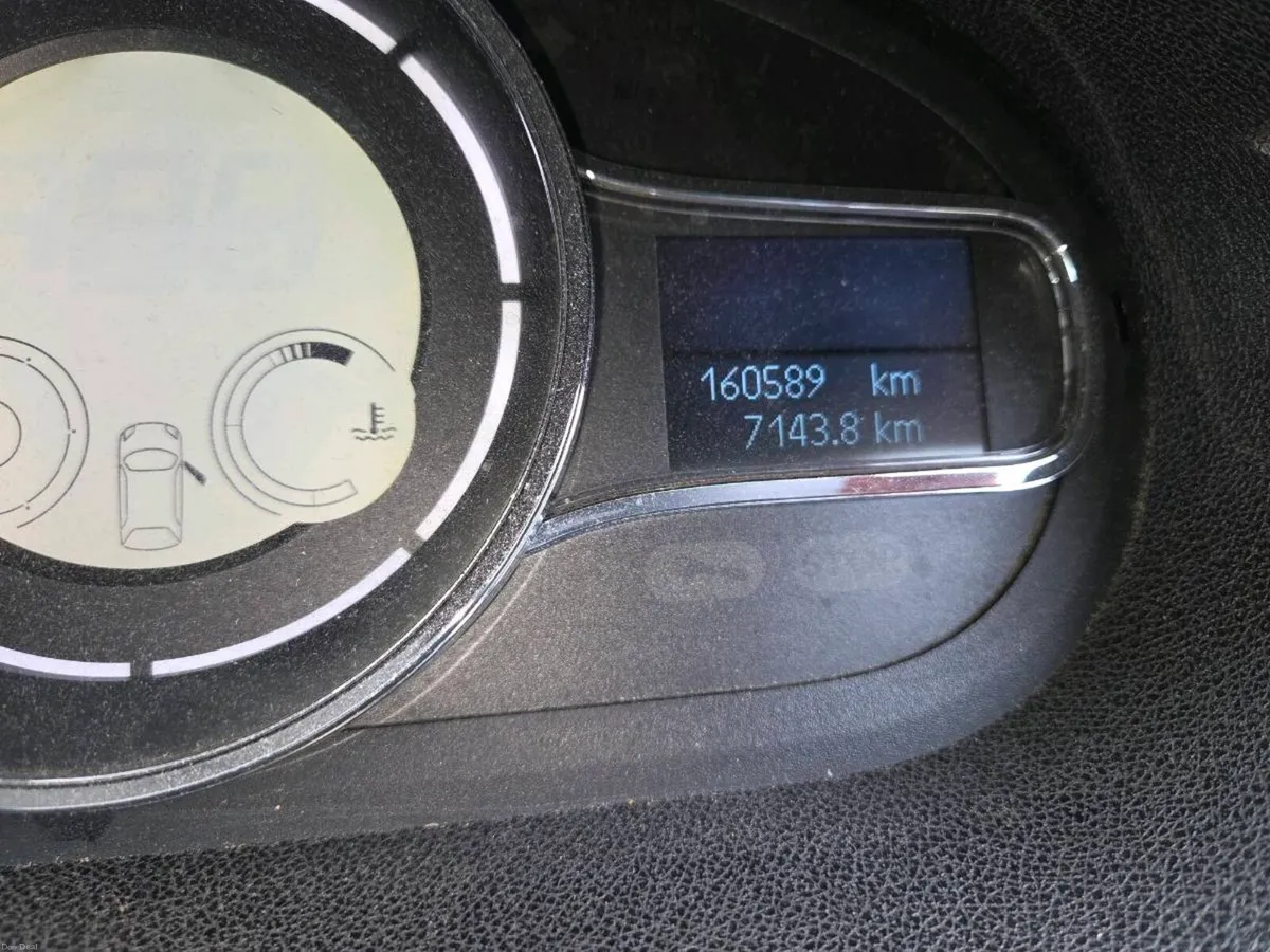Car - Image 5