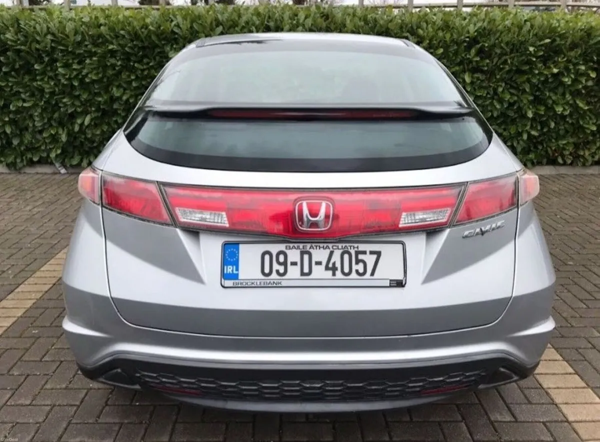 Honda Civic 2009 - Image 4