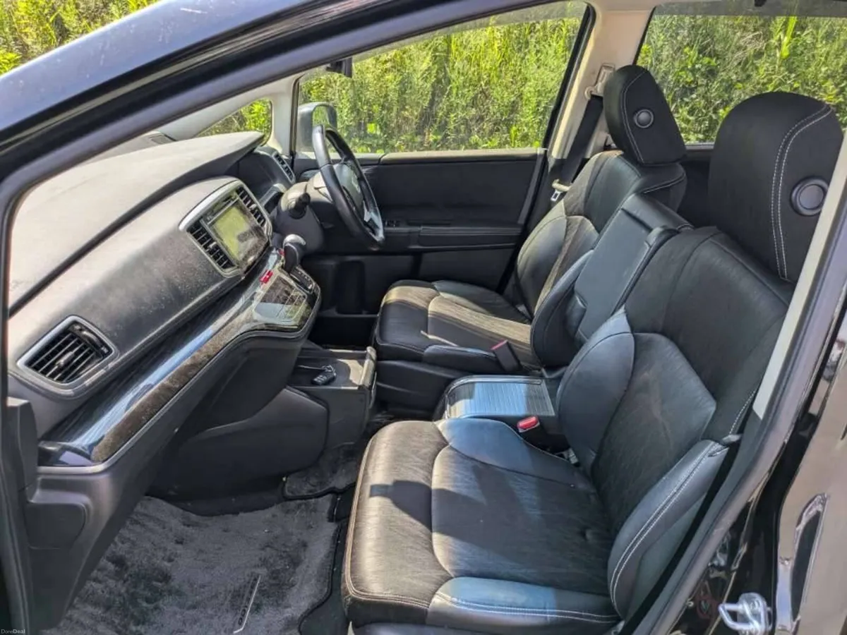 Honda Odyssey Absolute 2016 - Image 6