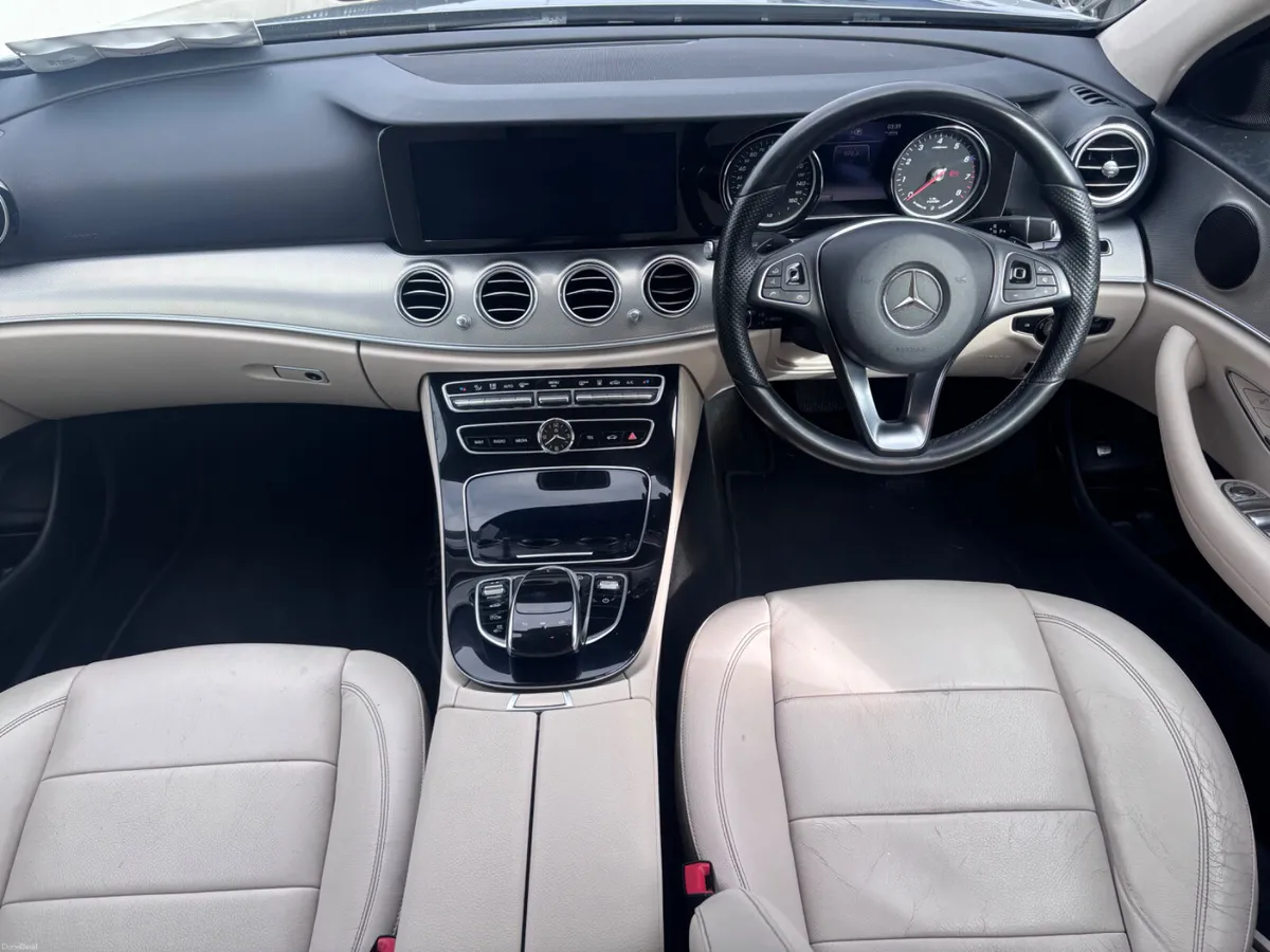 MERCEDES BENZ E CLASS 350e SE 4DR AUTO HYBRID - Image 2