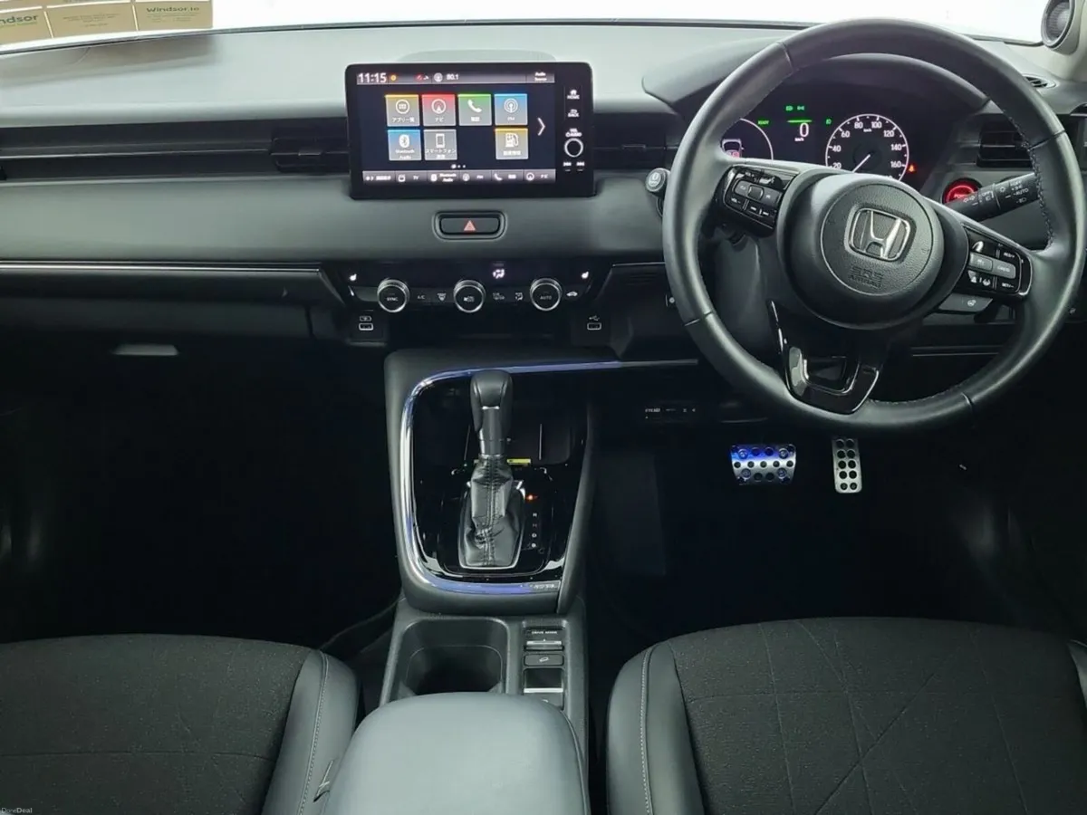 Honda Vezel HEV Z **TOP SPEC WITH MASSIVE SPEC** - Image 3