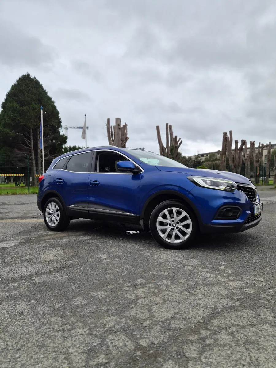 Renault Kadjar // 1 Owner // Full service history - Image 4