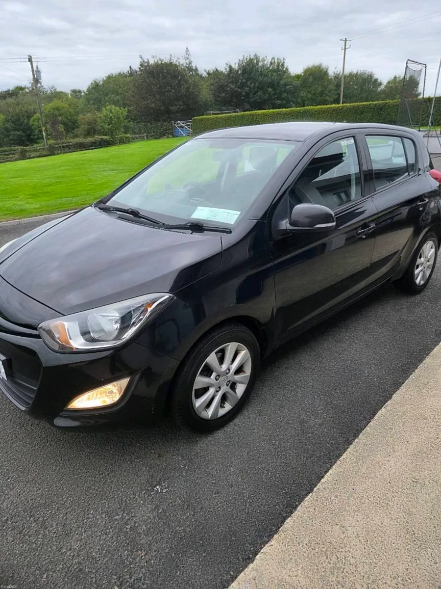 2014 hyundai i20 - Image 1