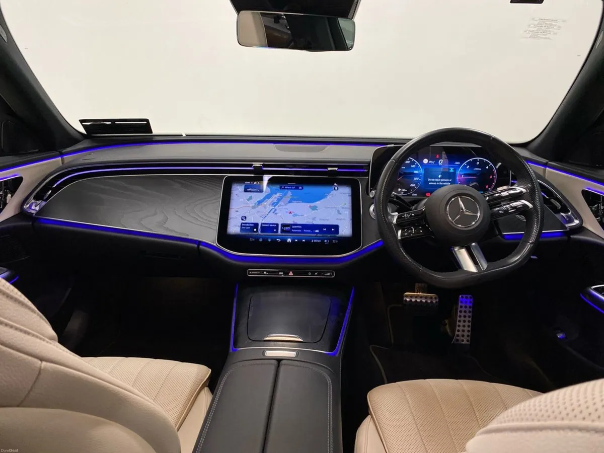 Mercedes-Benz E-Class E 220 d AMG Line Plus ** Pan - Image 2