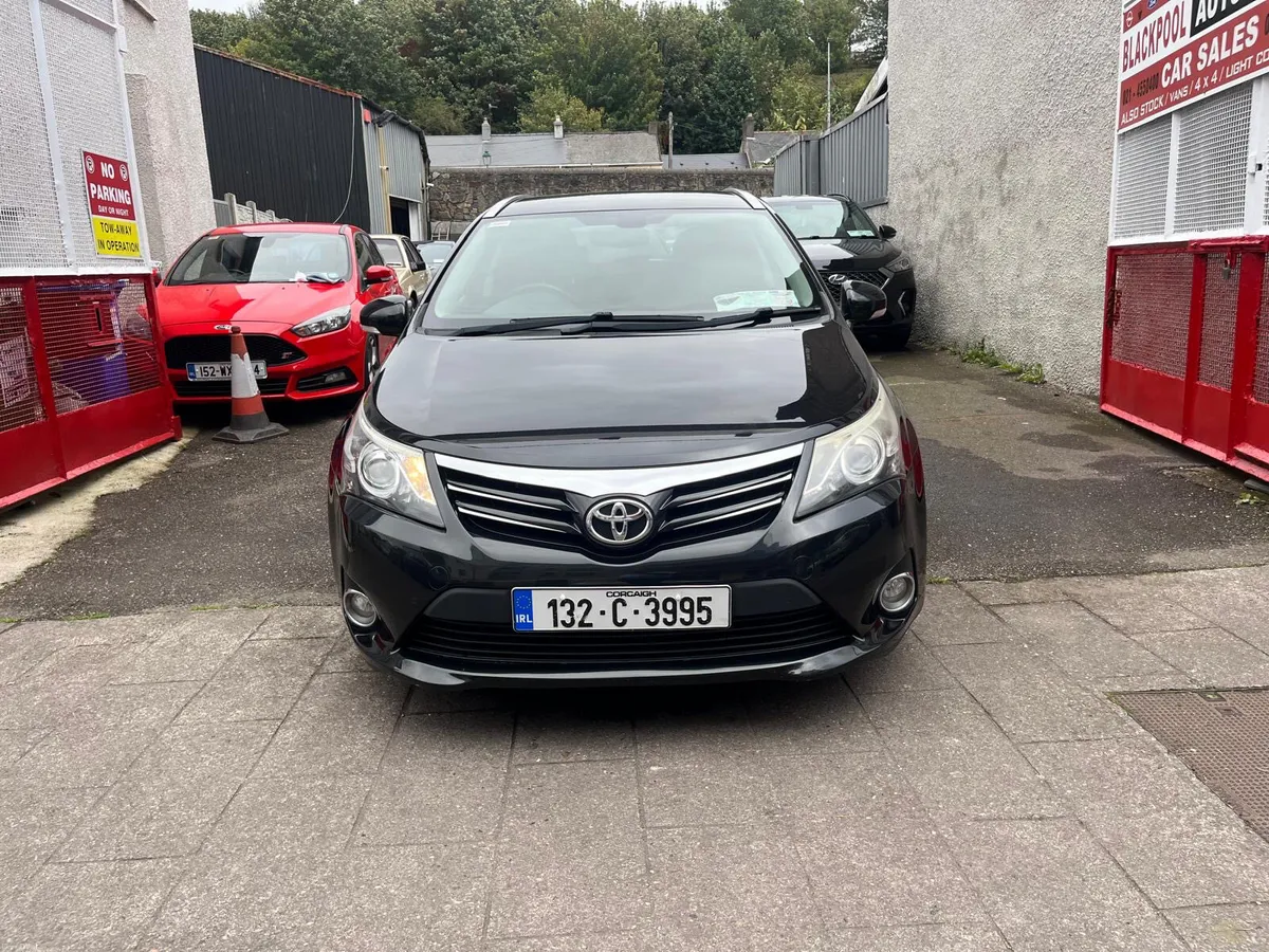 Toyota Avensis 2013 - Image 6