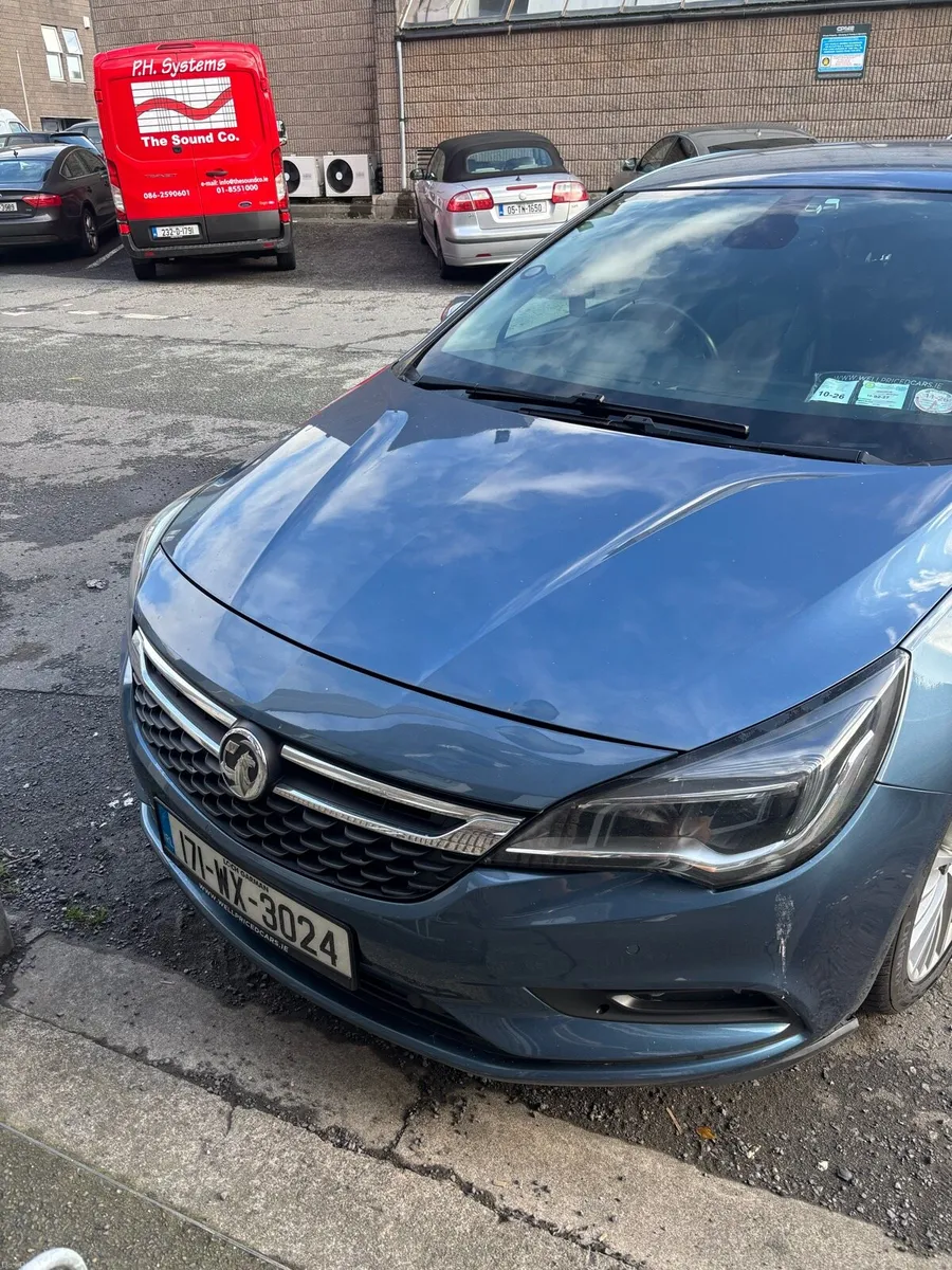 2017 Vauxhall Astra 1.6CDTi Diesel - Manual - Image 3