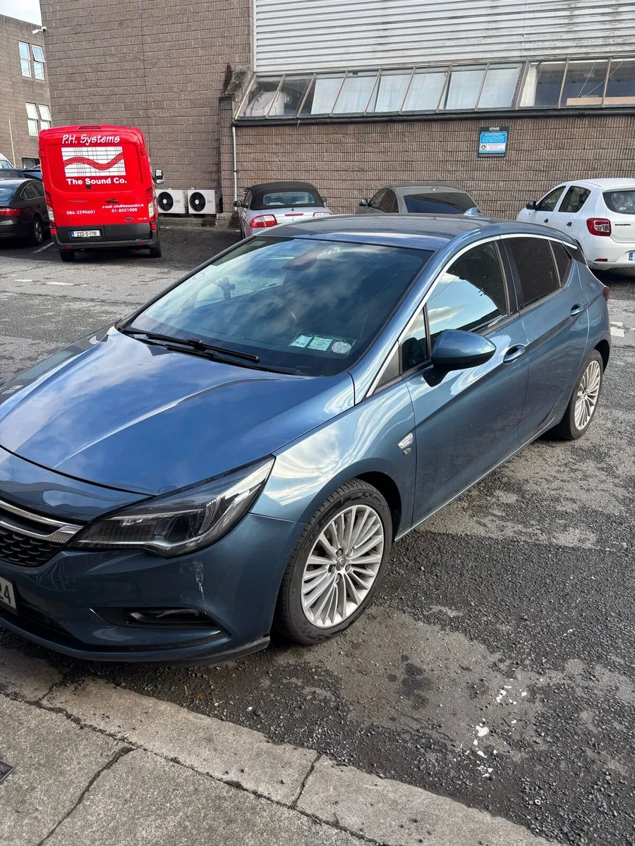 2017 Vauxhall Astra 1.6CDTi Diesel - Manual - Image 1