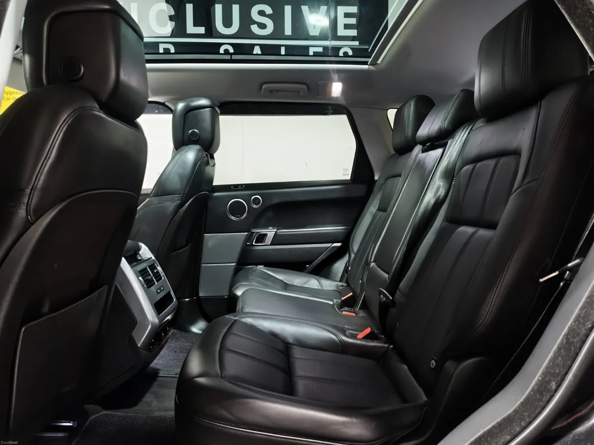 Land Rover Range Rover Sport 2019  FULL MIDNIGHT - Image 5