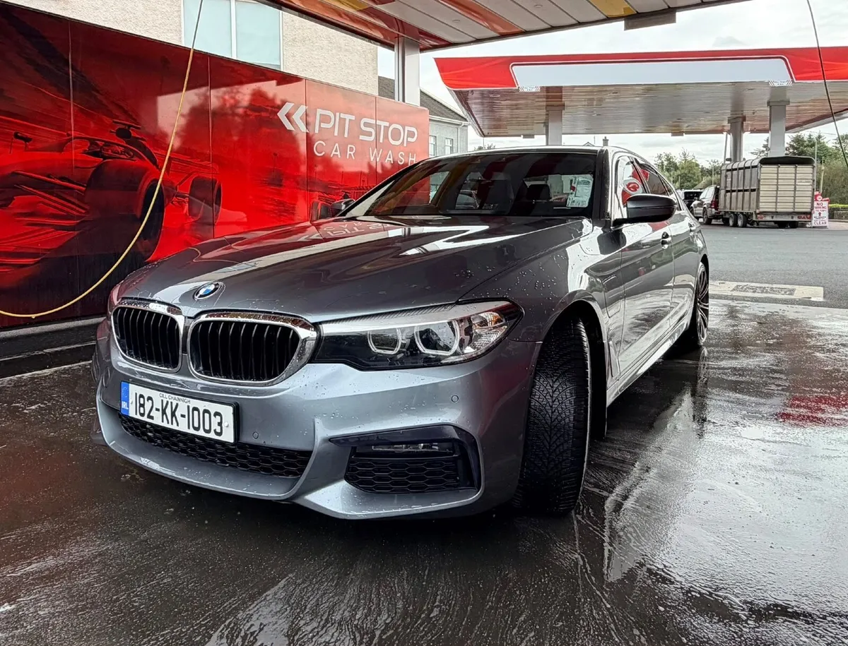 BMW 5-Series 2018 - Image 1