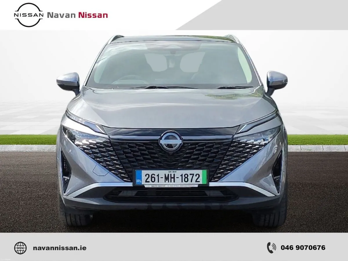 Nissan Qashqai SV PREMIUM *EX DEMO* - Image 2