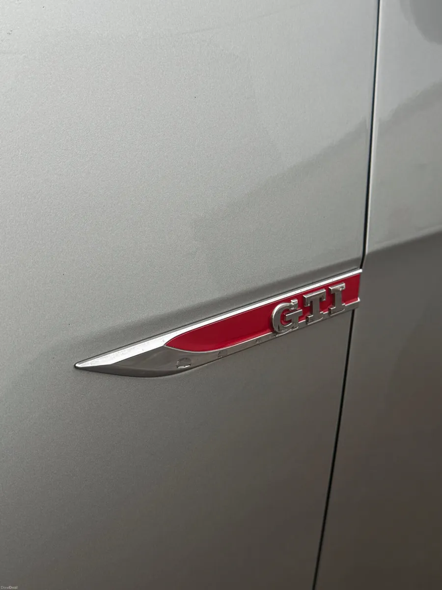 171 Volkswagen Golf GTI - Image 4