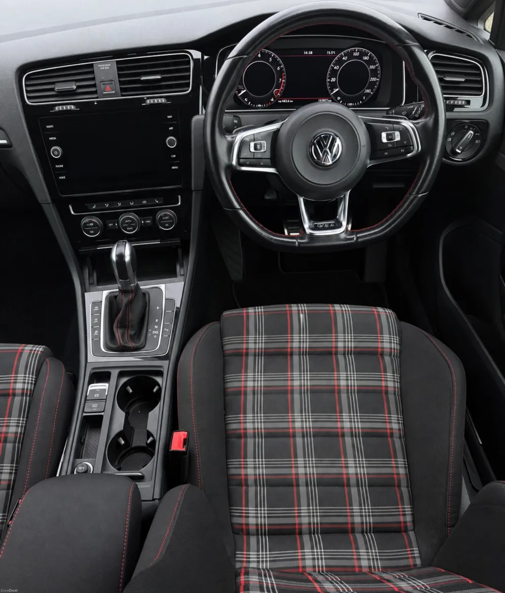 171 Volkswagen Golf GTI - Image 5