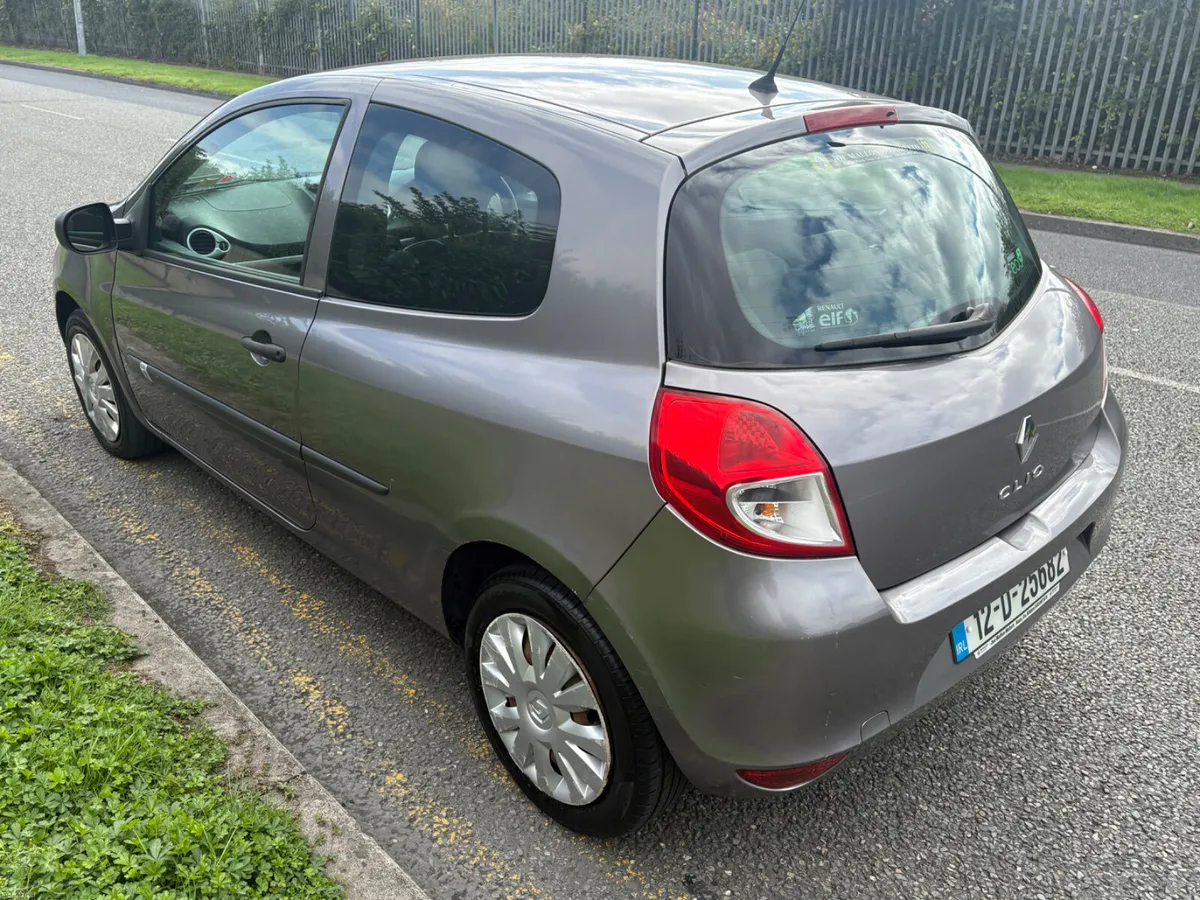 Renault Clio tax and tested - Image 5