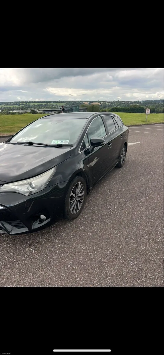 Toyota Avensis Touring - Image 6