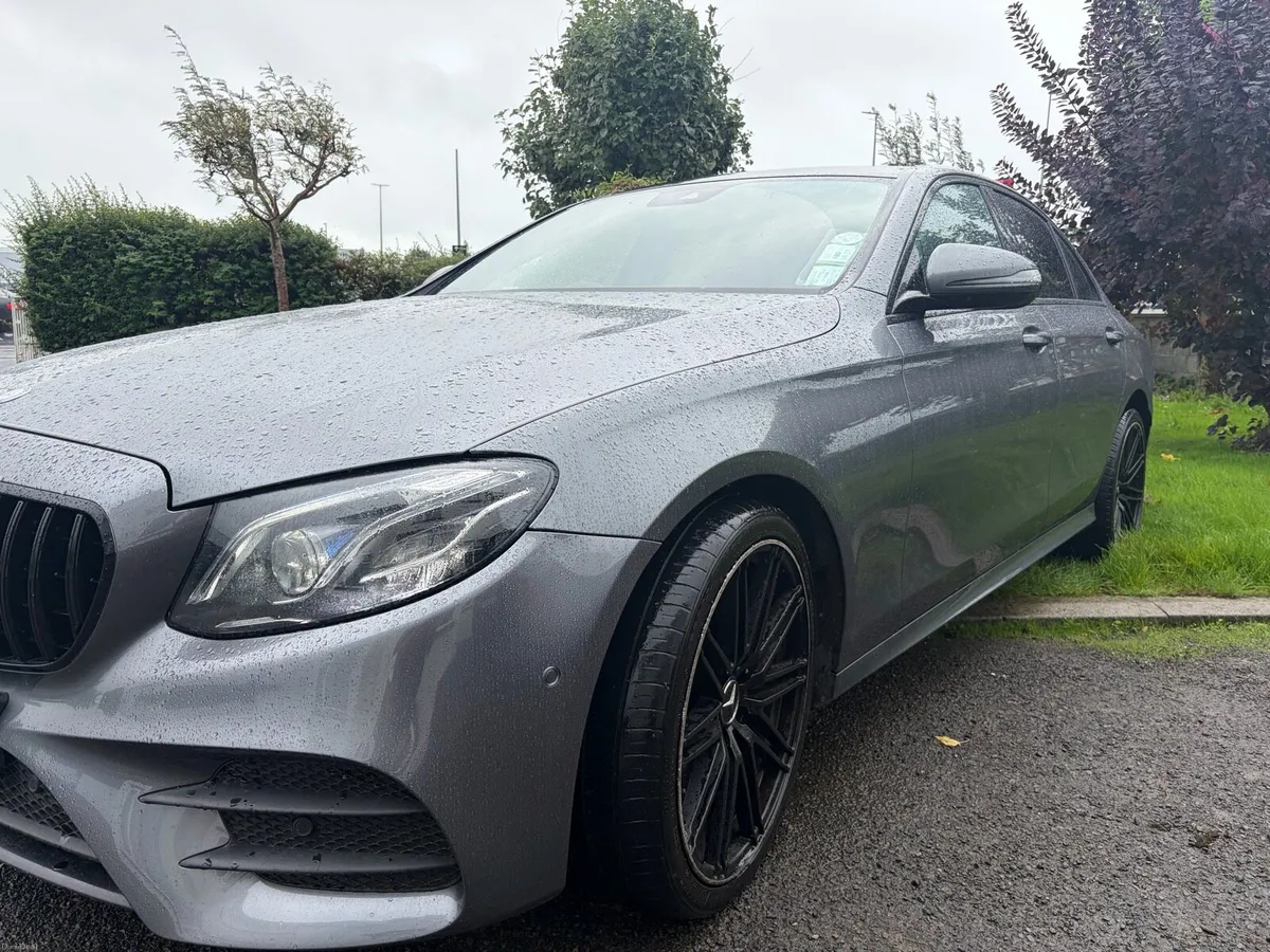 Mercedes E 350 AMG 2017 - Image 4