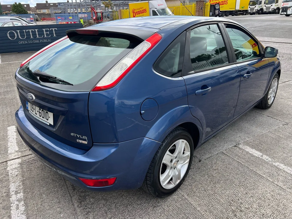 2009 Ford Focus TDCI NCT 04/27 - Image 2