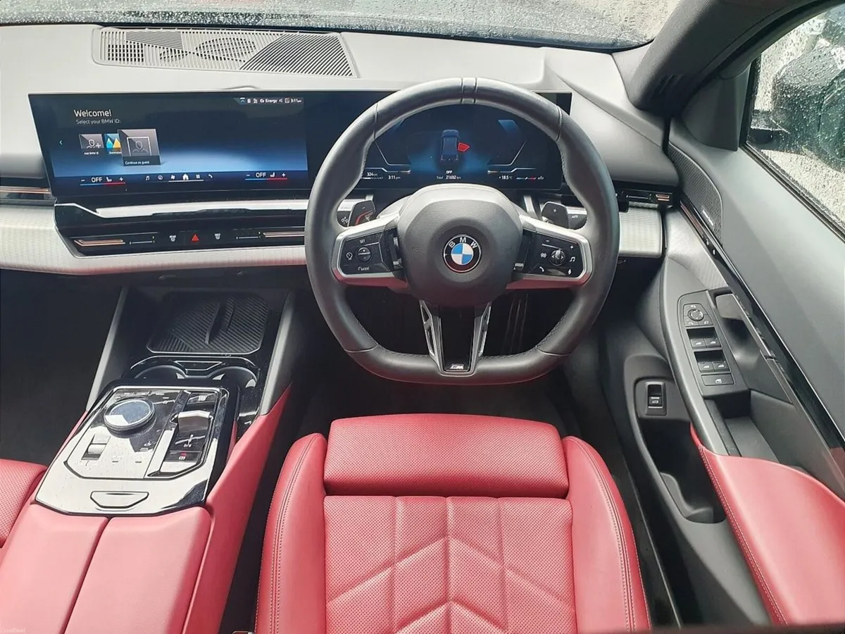BMW 5-Series 520i M Sport Saloon - Image 5