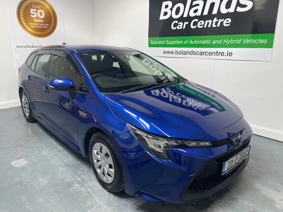 2020 Toyota Corolla Touring 1.8 Hybrid Automatic - Image 3