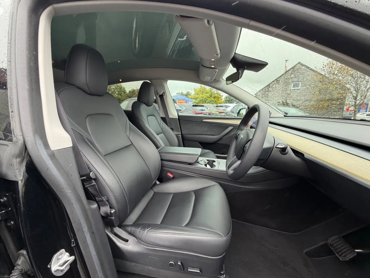 Model Y - Long Range - AWD - Image 5
