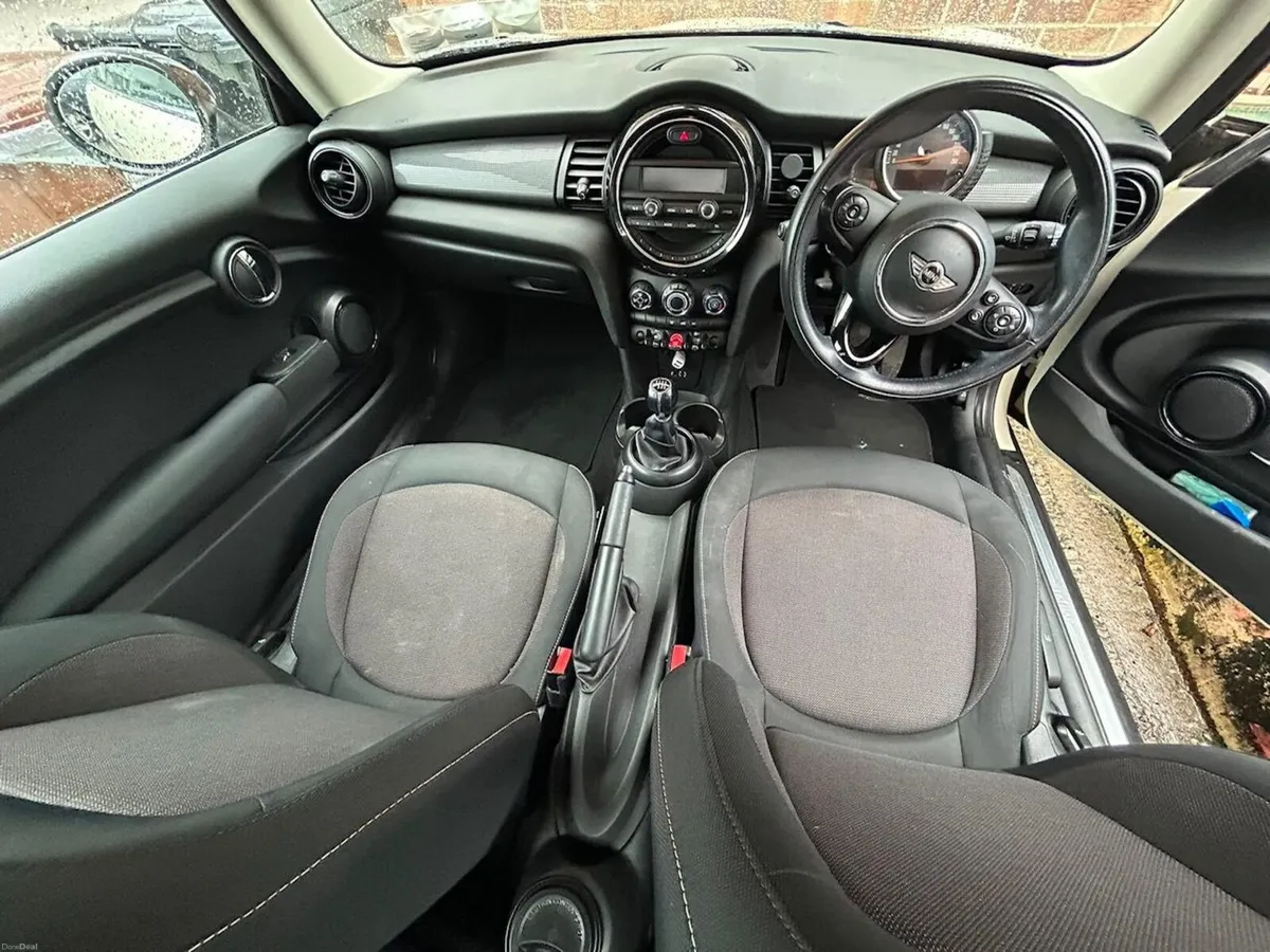 Mini Cooper 2018 - Image 5