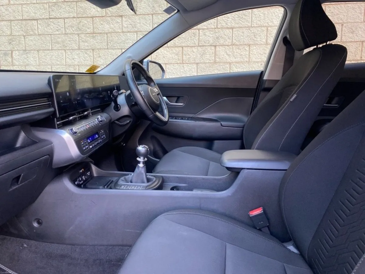 Hyundai KONA ELEGANCE 5DR - Image 6