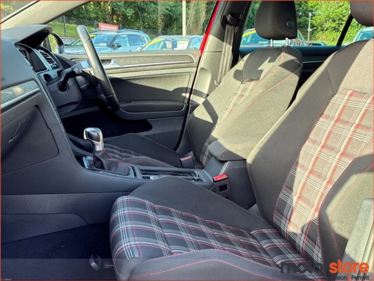 Volkswagen Golf 2.0 TSI GTi Performance DSG with M - Image 3