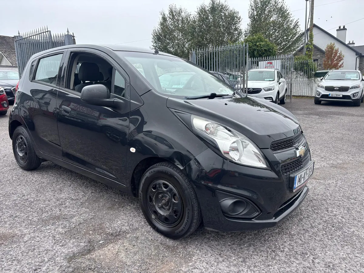 Chevrolet Spark 2014  1.0  PETROL  LOW  MILEAGE - Image 4