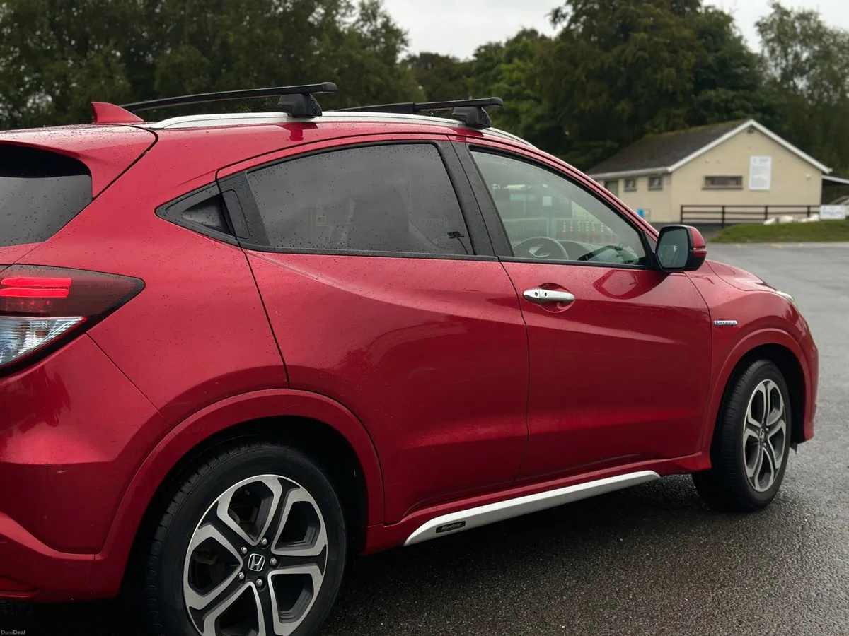 🔥Honda Vezel 2017 Hybrid High Spec✅Fresh NCT 2028 - Image 5