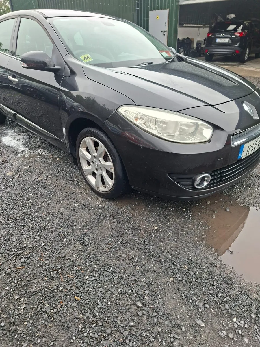 2011 Renault Fluence Tax 09/26 - Image 1