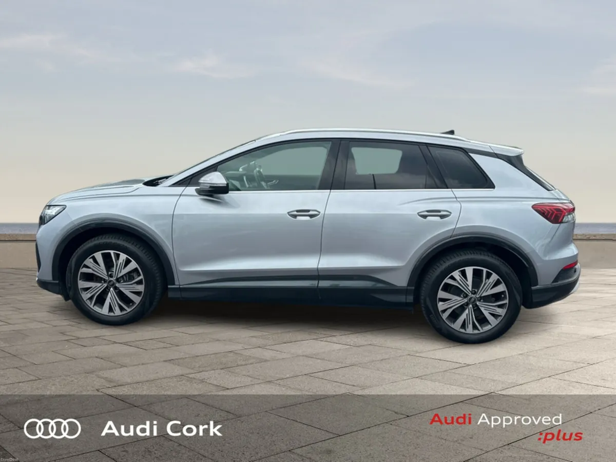 Audi Q4 e-tron 45 SPORT WITH FULL LEATHER & PRIVAC - Image 4