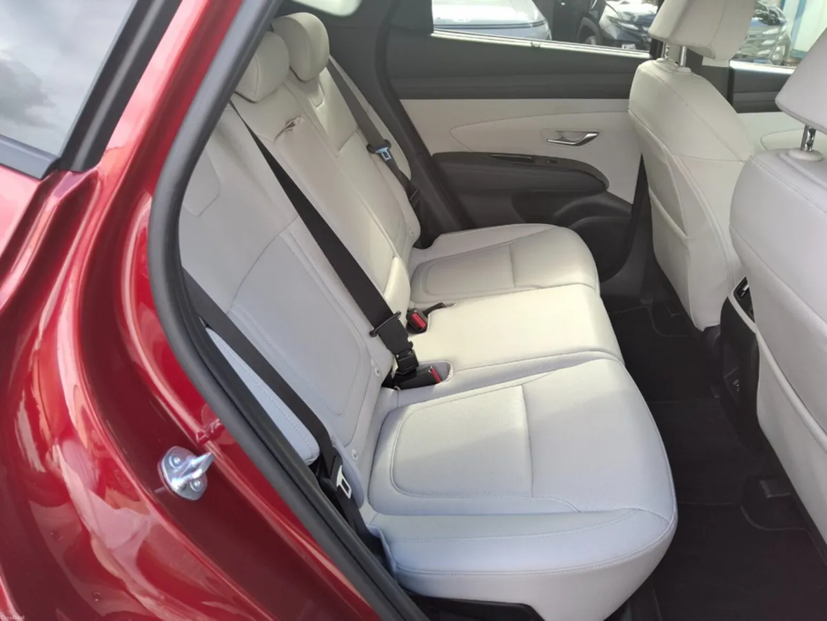 Hyundai Tucson PLATINUM PHEV - Image 6