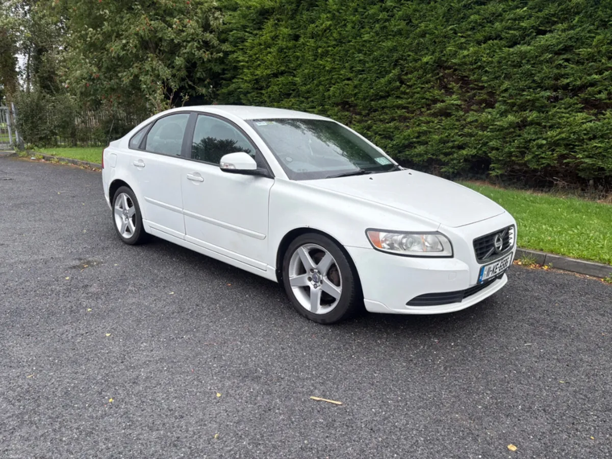 Volvo S40 1.6 SE DRIVE STOP/START 4DR - Image 3