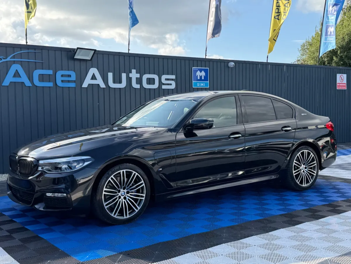 BMW 5-Series ** DEPOSIT TAKEN ** M-SPORT 530E - 2. - Image 3