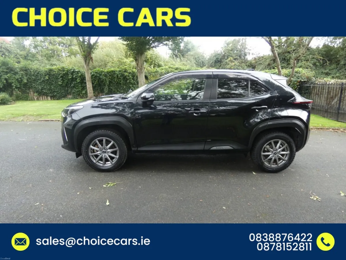 Toyota Yaris Cross 1.5 AUTO TOP SPEC - Image 3