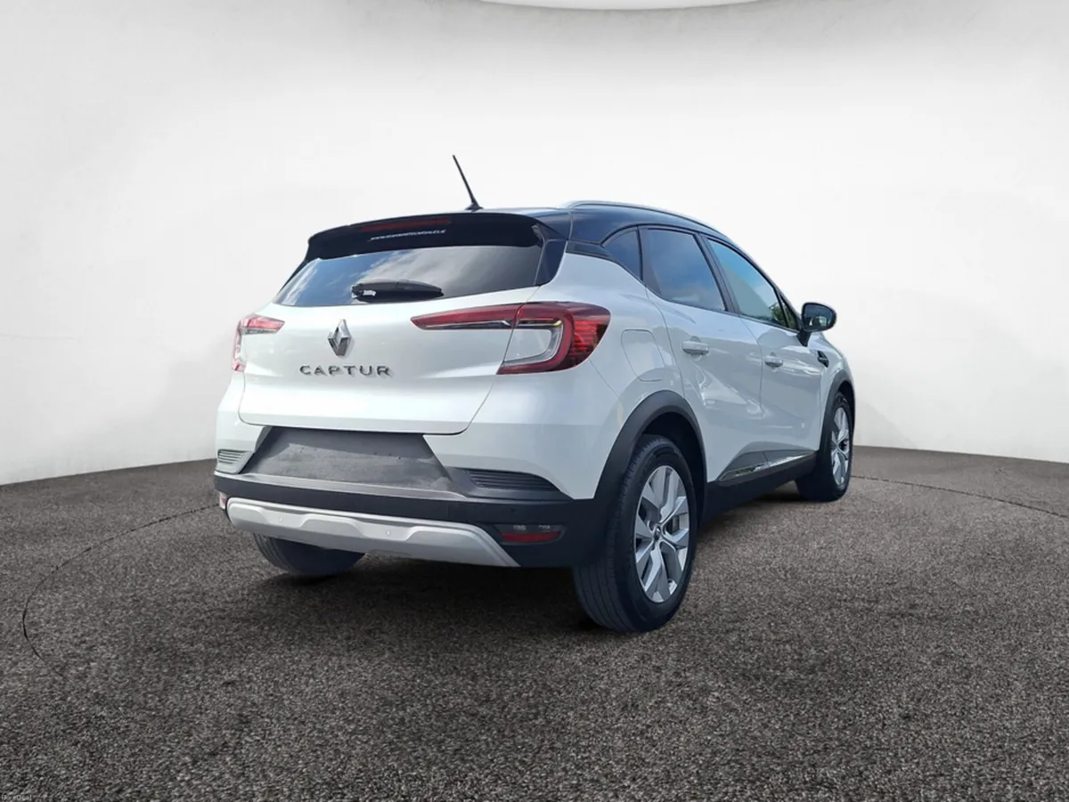 Renault Captur ICONIC TCE 90 6DFULL 5DR - Image 5
