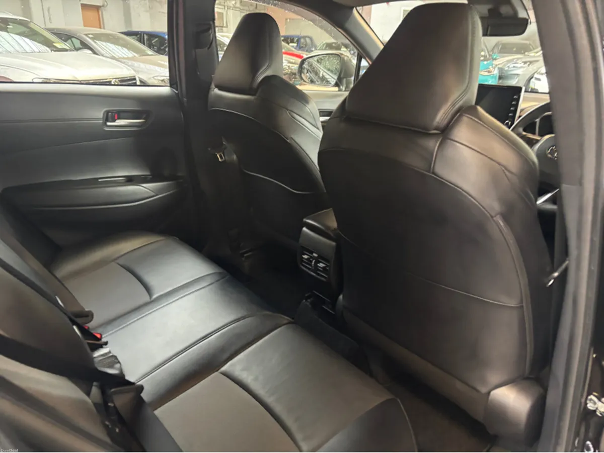 Toyota Corolla Cross CROSS Self charging Hybrid on - Image 4