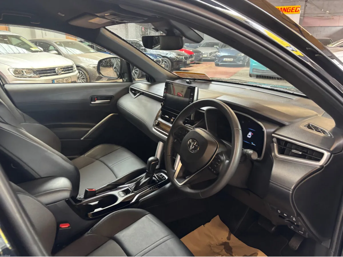 Toyota Corolla Cross CROSS Self charging Hybrid on - Image 6